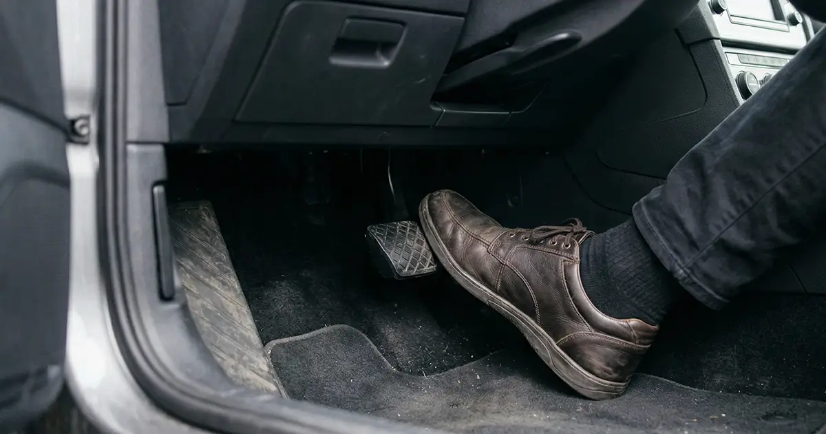 Fren Pedalı Sonuna Kadar Gidiyorsa Ne Yapılmalı?